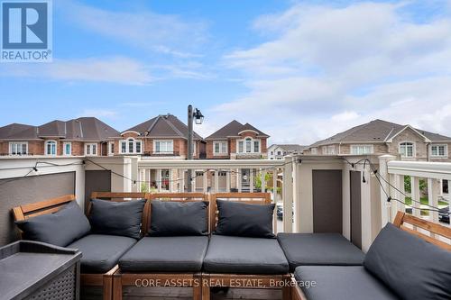 121 Toucan Trail, Oakville, ON - Outdoor