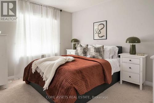121 Toucan Trail, Oakville, ON - Indoor Photo Showing Bedroom