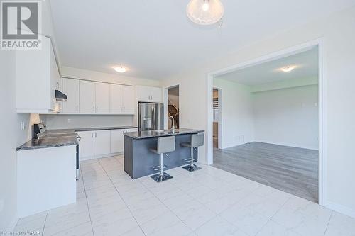 143 Eva Drive, Breslau, ON - Indoor Photo Showing Kitchen