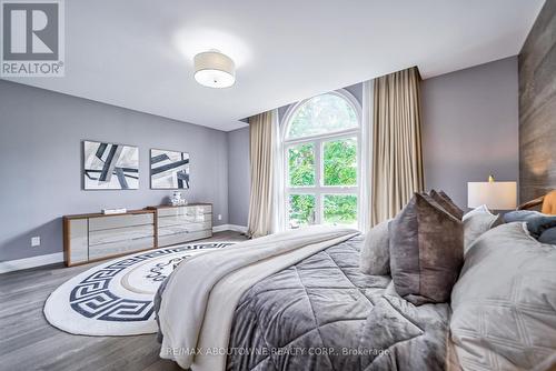 1395 Silversmith Drive, Oakville, ON - Indoor Photo Showing Bedroom