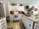 1719 Willowbrook Crescent, Dawson Creek, BC  - Indoor Photo Showing Kitchen 