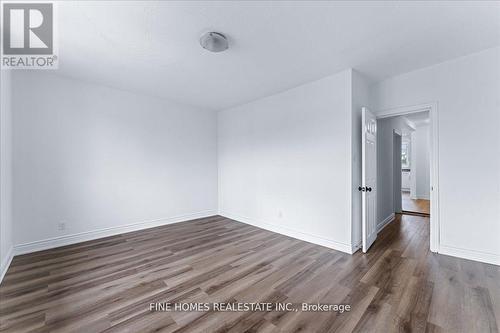 390 Oakwood Avenue, Toronto C03, ON - Indoor Photo Showing Other Room