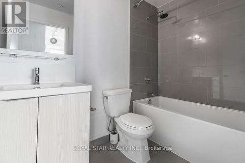 1511 - 225 Sumach Street, Toronto C08, ON - Indoor Photo Showing Bathroom
