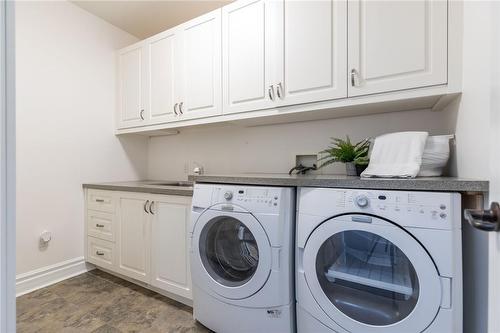 2659 2 Side Road, Burlington, ON - Indoor Photo Showing Laundry Room