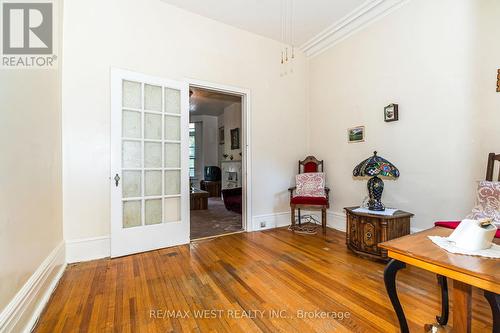 345 Dovercourt Road, Toronto, ON - Indoor