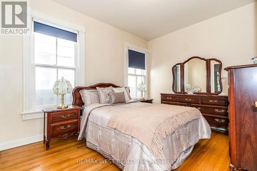 345 Dovercourt Road, Toronto, ON - Indoor Photo Showing Bedroom