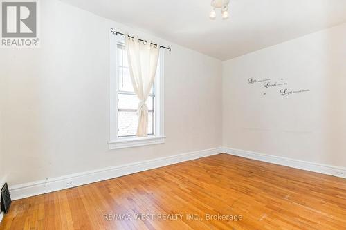 345 Dovercourt Road, Toronto, ON - Indoor Photo Showing Other Room