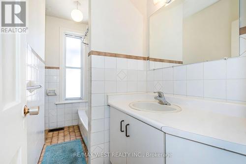 345 Dovercourt Road, Toronto, ON - Indoor Photo Showing Bathroom