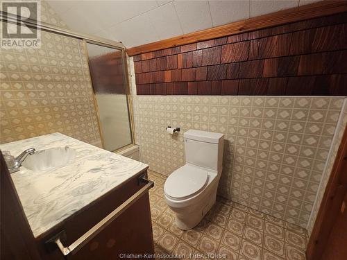 21088 Kenesserie Road, Ridgetown, ON - Indoor Photo Showing Bathroom