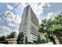 2101-530 LAURIER Avenue WEST Ottawa, ON K1R 7T1