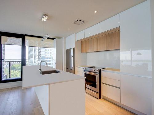 Kitchen - 1403-151 Rue De La Rotonde, Montréal (Verdun/Île-Des-Soeurs), QC - Indoor Photo Showing Kitchen