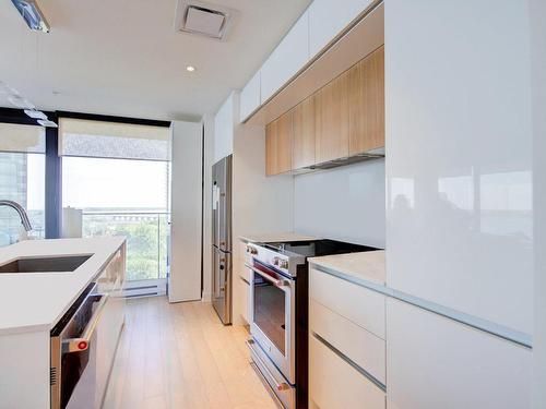 Kitchen - 1403-151 Rue De La Rotonde, Montréal (Verdun/Île-Des-Soeurs), QC - Indoor Photo Showing Kitchen With Upgraded Kitchen