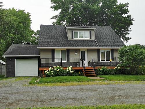 FaÃ§ade - 2726 Rue Notre-Dame E., Trois-Rivières, QC - Outdoor With Deck Patio Veranda