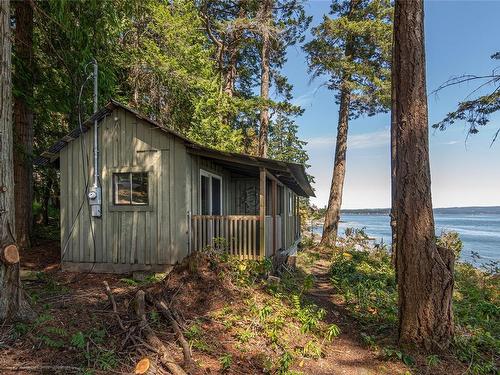 105 Cusheon Pl, Salt Spring, BC 