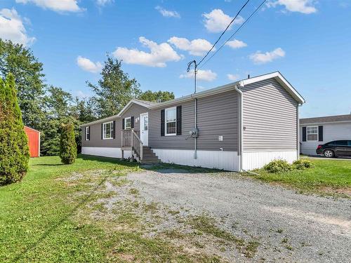 70 Bumpy Lane, Lake Echo, NS 