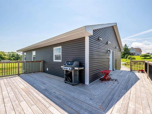 927 Windsor Back Road, Three Mile Plains, NS 