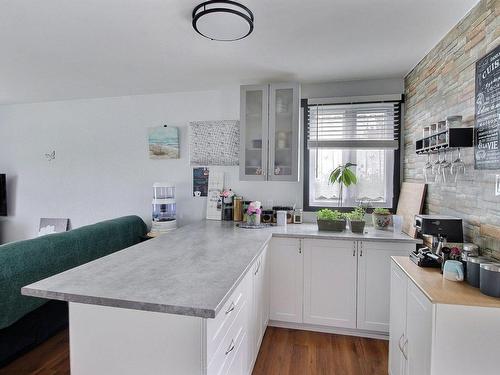 Dining room - 447 Rue Cardinal-Bégin E., Rouyn-Noranda, QC - Indoor Photo Showing Kitchen