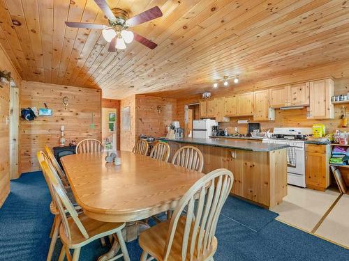 Lot 2 Moore Bay, Kenora, ON - Indoor Photo Showing Dining Room