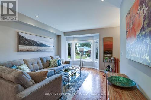 66 Northridge Avenue, Toronto (East York), ON - Indoor Photo Showing Living Room