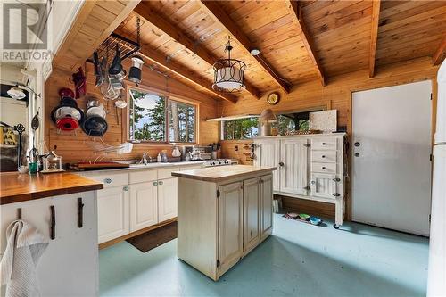 Wabewaba Island Island, Petawawa, ON - Indoor Photo Showing Kitchen