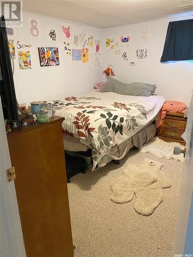 105 Assiniboia Avenue, Assiniboia, SK - Indoor Photo Showing Bedroom