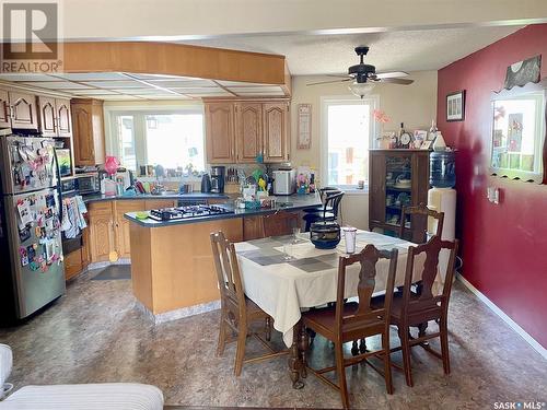 105 Assiniboia Avenue, Assiniboia, SK - Indoor Photo Showing Dining Room