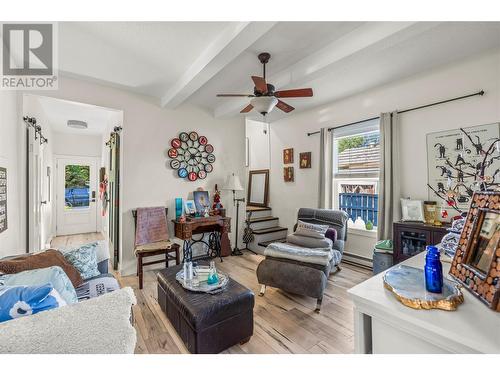 3408 33Rd Avenue, Vernon, BC - Indoor Photo Showing Living Room