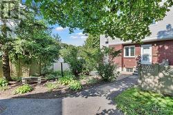 5 HENRY GOULBURN WAY UNIT#I  Stittsville, ON K2S 1N7