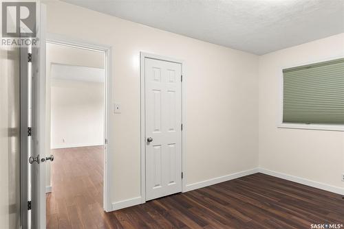 4814 7Th Avenue, Regina, SK - Indoor Photo Showing Other Room