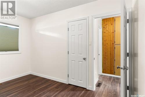 4814 7Th Avenue, Regina, SK - Indoor Photo Showing Other Room