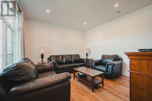 42 Pepperwood Drive, St. John'S, NL - Indoor Photo Showing Living Room