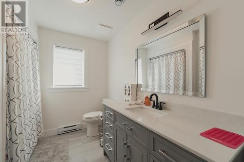 42 Pepperwood Drive, St. John'S, NL - Indoor Photo Showing Bathroom