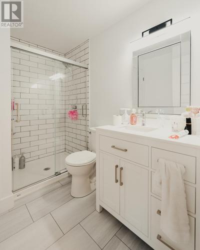 42 Pepperwood Drive, St. John'S, NL - Indoor Photo Showing Bathroom