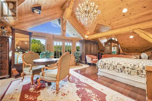 240 Kanichee Mine Road, Temagami, ON - Indoor Photo Showing Dining Room