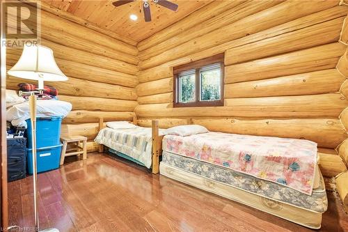 240 Kanichee Mine Road, Temagami, ON - Indoor Photo Showing Bedroom