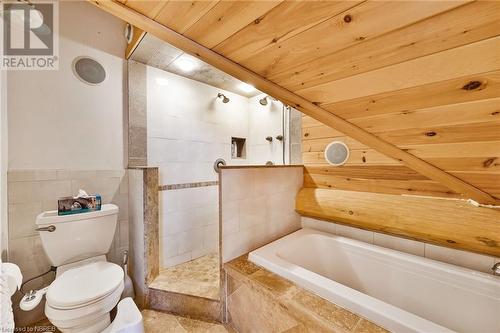 240 Kanichee Mine Road, Temagami, ON - Indoor Photo Showing Bathroom