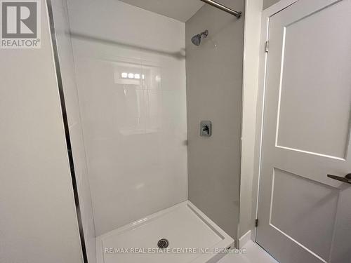 1411 - 15 Queen Street S, Hamilton (Central), ON - Indoor Photo Showing Bathroom