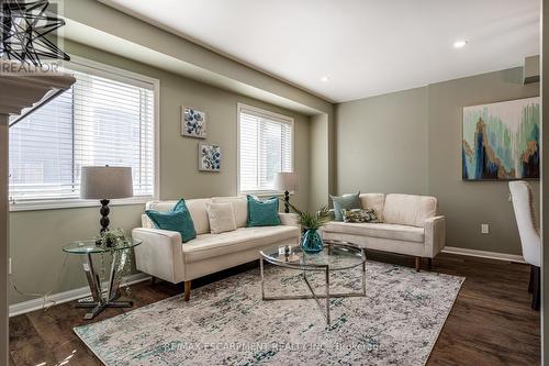 67 - 470 Beach Boulevard, Hamilton, ON - Indoor Photo Showing Living Room