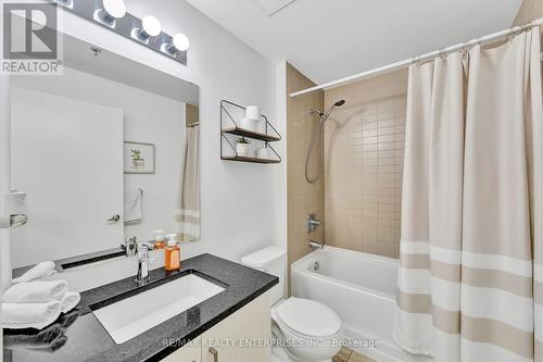 302 - 2486 Old Bronte Road, Oakville, ON - Indoor Photo Showing Bathroom