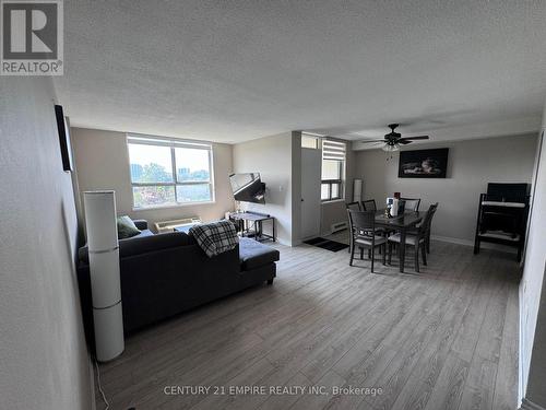 503 - 2825 Islington Avenue, Toronto, ON - Indoor Photo Showing Living Room