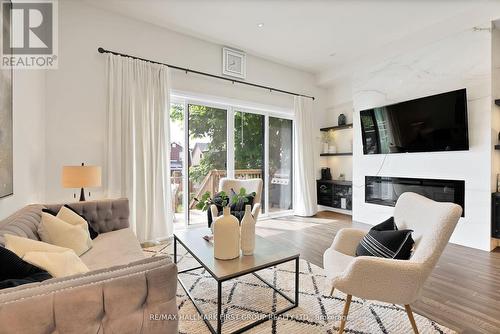 663 Oxford Street, Toronto, ON - Indoor Photo Showing Living Room With Fireplace