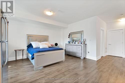 663 Oxford Street, Toronto (Mimico), ON - Indoor Photo Showing Bedroom