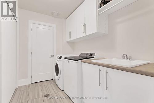 663 Oxford Street, Toronto, ON - Indoor Photo Showing Laundry Room