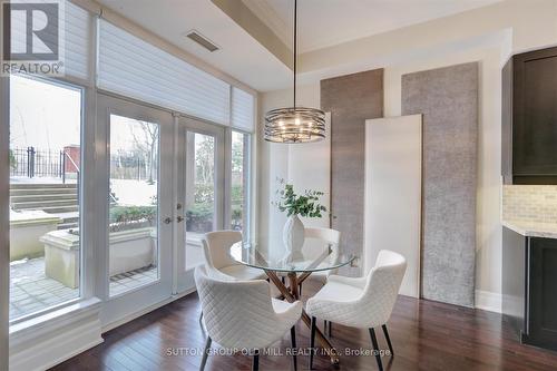 101 - 9 Burnhamthorpe Crescent, Toronto, ON - Indoor Photo Showing Dining Room