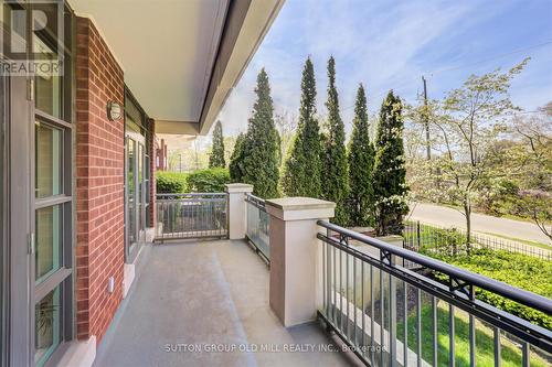 101 - 9 Burnhamthorpe Crescent, Toronto, ON - Outdoor With Balcony With Exterior