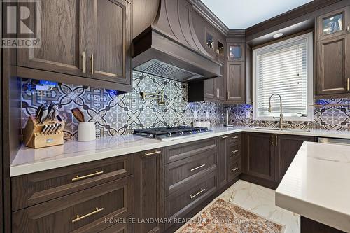 3898 Tufgar Crescent, Burlington, ON - Indoor Photo Showing Kitchen With Upgraded Kitchen