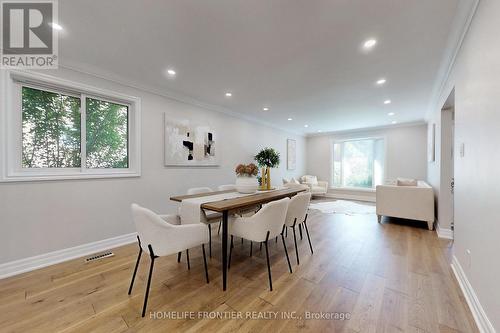 1436 Livingston Road, Oakville (Iroquois Ridge South), ON - Indoor Photo Showing Dining Room