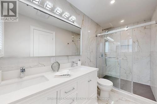 1436 Livingston Road, Oakville (Iroquois Ridge South), ON - Indoor Photo Showing Bathroom