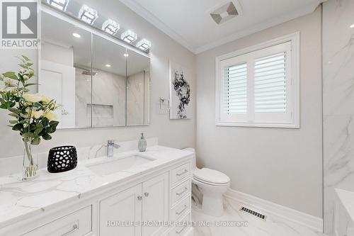 1436 Livingston Road, Oakville (Iroquois Ridge South), ON - Indoor Photo Showing Bathroom