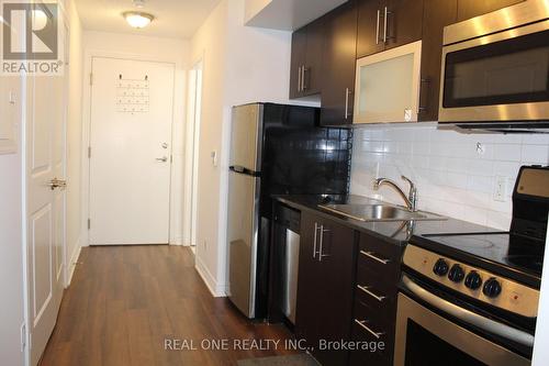 1707 - 50 Town Centre Court, Toronto E09, ON - Indoor Photo Showing Kitchen